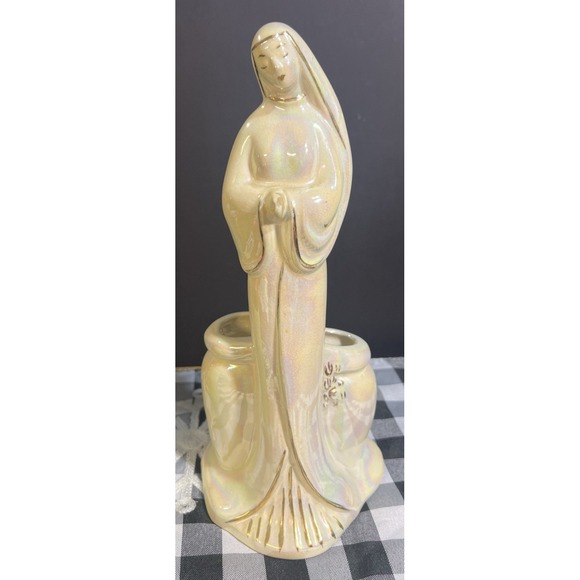 Unmarked Other - VTG Ceramic Praying Mary Madonna 11.5" Planter Vase Religious Catholic (2135)